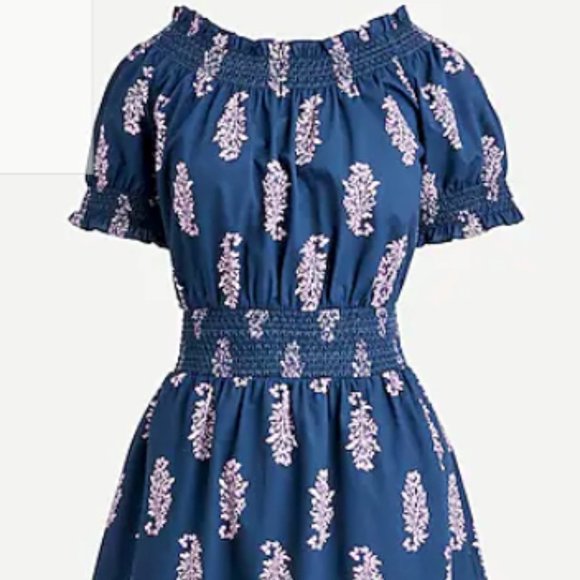 J. Crew Dresses & Skirts - J Crew Smocked puff-sleeve poplin dress Sz Sm NWT